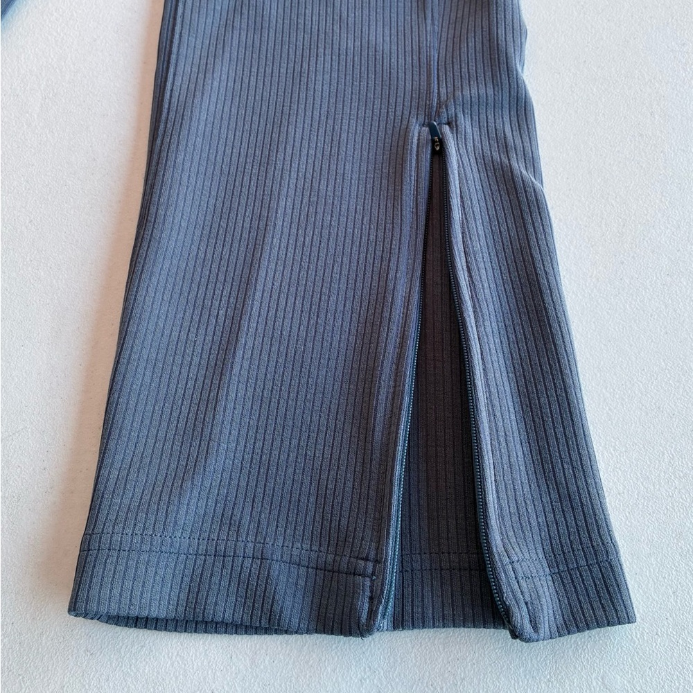 Lululemon Athletica Ribbed Softstreme Zip Leg  Cropped Ankle Pants - Picture 8 of 8